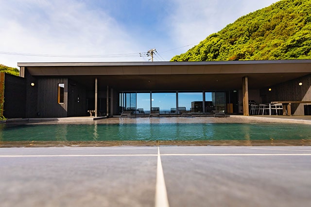 Terrace / Pool