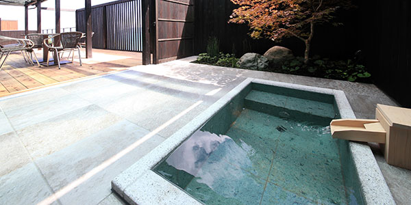 はなもみじ：天然温泉